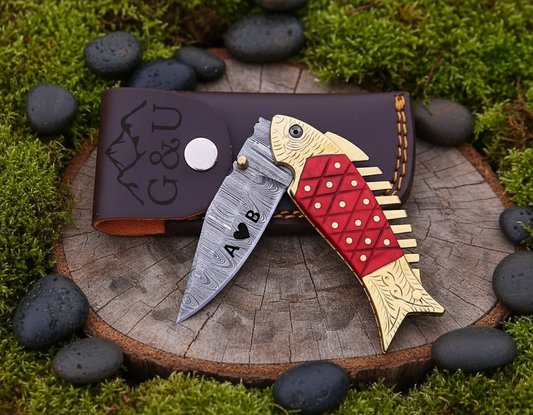 Premium Damascus Steel Pocket Knife Handmade, Razor Sharp, Custom Engraved  Ideal Gift for Hunters & Collectors.
